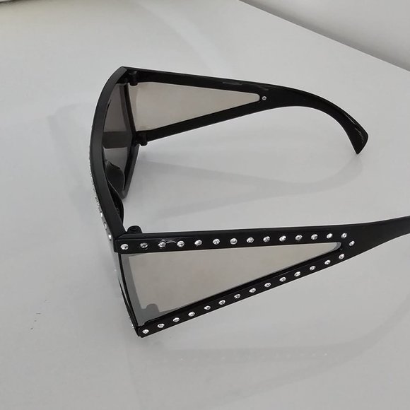 SUNGLASSES! 5 PAIR BUNDLE-Fashion Fun -BRAND NEW! NWOT - Picture 5 of 12